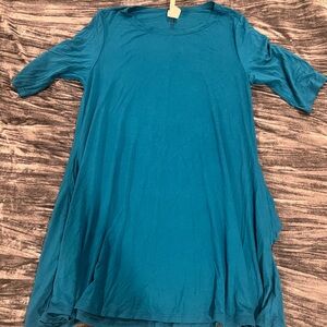Elegant Teal Women's Top Size M by Isacc Levi